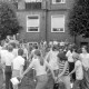 Archiv der Region Hannover, ARH NL Mellin 01-195/0014, Feier von Jugendlichen