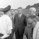 Archiv der Region Hannover, ARH NL Mellin 02-007/0010, Politiker? bei der Zugentgleisung bei Wispenstein, Alfeld