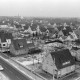 ARH NL Mellin 02-022/0012, Blick vom Gebäude Rubensplatz 1 auf das Wohngebiet an der Immenser Landstraße, Burgdorf