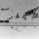 Archiv der Region Hannover, ARH NL Mellin 02-057/0005, Blick auf einen Lastwagen auf einer verschneiten Straße