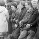 Archiv der Region Hannover, ARH NL Mellin 02-066/0007, Zur Jagd versammelte Gruppe von Personen