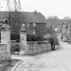 Archiv der Region Hannover, ARH NL Mellin 02-076/0015, Blick eine Straße entlang