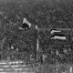 Archiv der Region Hannover, ARH NL Mellin 02-081/0012, Fans von Hannover 96 auf der Hauptribüne des Niedersachsenstadions, Hannover