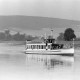 Archiv der Region Hannover, ARH NL Mellin 02-105/0009, Personenfähre "Rattenfänger" auf der Weser bei Grohnde(?)
