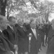 ARH NL Mellin 02-122/0017, Empfang(?) des Bundespräsidenten Heinrich Lübke (rechts) an einem Bahnhof