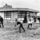 ARH NL Mellin 02-124/0001, Gartenarbeiten beim Gemeindezentrum der Ev.-luth. St.-Paulus-Kirchengemeinde, Burgdorf