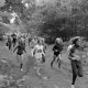 Archiv der Region Hannover, ARH NL Mellin 02-151/0013, Wettlauf im Wald