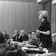 Archiv der Region Hannover, ARH NL Mellin 02-181/0017, Versammlung in einem Rathaus, Burgdorf?
