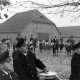 Archiv der Region Hannover, ARH NL Mellin 02-182/0001, Musiker der Feuerwehr bei einer Reitjagd