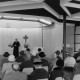 Archiv der Region Hannover, ARH NL Mellin 02-184/0004, Gottesdienst im Kirchensaal des Gemeindezentrums der Ev.-luth. St.-Paulus-Kirchengemeinde, Burgdorf