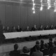 Archiv der Region Hannover, ARH NL Mellin 02-193/0006, Männer bei einer Versammlung