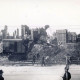 Archiv der Region Hannover, ARH Slg. Mütze 007, Trümmerräumung mit Bagger (Hochlöffeleinrichtung) auf dem Engelbosteler Damm?, Hannover