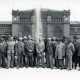 Archiv der Region Hannover, ARH Slg. Mütze 066, Bauleitung des Ernst-August-Platz Umbaus vor dem Hauptbahnhof, Hannover