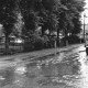 ARH Slg. Bartling 859, Stockhausenstraße / Ecke Neue Straße, nasse und verschmutzte Fahrbahn mit Magirus-LKW, Neustadt a. Rbge.