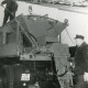 ARH Slg. Bartling 2446, Beladung des Salzstreuers auf einem LKW mit Streusalz per Förderband, Kreisstraßenmeisterei, Neustadt a. Rbge.