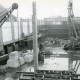 Stadtarchiv Neustadt a. Rbge., ARH Slg. Bartling 2964, Volksschule Stockhausenstraße, Sporthalle, Blick vom Baugerüst in den Raum der im Bau befindlichen Turnhalle, Neustadt a. Rbge.