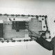 ARH Slg. Bartling 3013, Schule Am Ahnsförth, Skizze mit der Draufsicht auf das neue Schulgebäude, Präsentation durch Rektor Ewalt Behrens, Neustadt a. Rbge.
