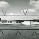 Stadtarchiv Neustadt a. Rbge., ARH Slg. Bartling 3014, Schule Am Ahnsförth, Ansicht der Ost- und der Südseite des Neubaus, Neustadt a. Rbge.