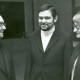 Stadtarchiv Neustadt a. Rbge., ARH Slg. Bartling 3464, Gruppenporträt von Pastor N. N. mit Stehkragen (l.), Pastor Gade und Pastorin Dörne (Schneeren), Neustadt a. Rbge.