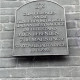 ARH Slg. Bartling 3506, Bronzetafel "Zum Gedenken an die jüdischen Mitbürger und an die Synagoge, die hier stand", angebracht an der Stelle der ehem. Synagoge in der Mittelstraße 19 (?), Neustadt a. Rbge.