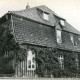 Stadtarchiv Neustadt a. Rbge., ARH Slg. Bartling 3909, Scharnhorsthaus (Gutshaus), Am Kampe 23, Seitenansicht von Osten, Bordenau