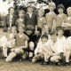 Stadtarchiv Neustadt a. Rbge., ARH Slg. Bartling 4019, Jugendfußballturnier, Pokalsieger Esperke, Mannschaftsfoto