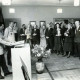 ARH Slg. Bartling 4418, Neujahrsempfang von Neustädter Bürgerinnen und Bürgern in der Kaserne durch den Oberstleutnant Hans-Joachim Fröhlich, Kommandeur  PzArtBtl 35 in Luttmersen, am Rednerpult, links daneben der Neustädter Bürgermeister Henry Hahn, Luttmersen
