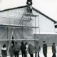 ARH Slg. Bartling 4460, Richtfest der neuen Turnhalle, Blick auf die im Rohbau fertige Giebelwand, Mariensee