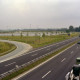 Archiv der Region Hannover, ARH Slg. Bürgerbüro 337, Blick auf den Messeschnellweg (B6) Richtung Expo von der Brücke der Lissabonner Allee, Hannover-Mittelfeld
