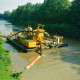 Archiv der Region Hannover, ARH Slg. Bürgerbüro 627, Saugbaggerschiff auf dem Mittellandkanal, Sahlkamp