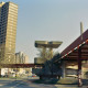 ARH Slg. Bürgerbüro 701, Blick auf Gebäude des Ihme-Zentrums und die ehemalige Hochbrücke an der Blumenauer Straße, Linden