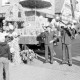 Archiv der Region Hannover, ARH Slg. Weber 02-017/0008, Auftritt der Jagdhornbläser des DJV Hannover Land bei einem Erntedankfest, Gehrden