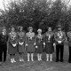 Archiv der Region Hannover, ARH Slg. Weber 02-102/0018, Gruppenfoto mit Mitgliedern des Schützenvereins Lemmie