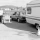 Archiv der Region Hannover, ARH Slg. Weber 02-119/0001, Frühjahrstreffen der Campingfreunde Gehrden beim Geschicklichkeitsfahren mit Gespann mit Teilnehmern aus Norddeutschland, der Niederlande und Dänemark auf dem Festplatz Lange Feldstraße, Gehrden