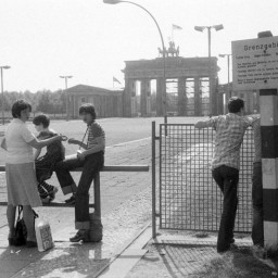 Symbolbild, stellvertretend für Bilder bei denen wir Ihre Hinweise benötigen.