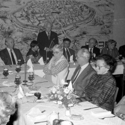 Symbolbild, stellvertretend für Bilder bei denen wir Ihre Hinweise benötigen.